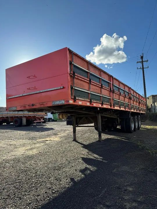 Carreta randon ano 2002 graneleira com pneus pra cavalo toco. - Foto 4