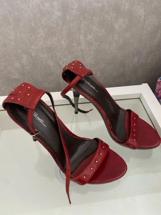 Sandália de couro nova  - Foto 2