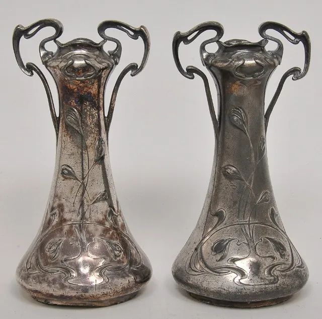 Par de ânforas ao estilo WMF, legítimo art-nouveau, antiguidade