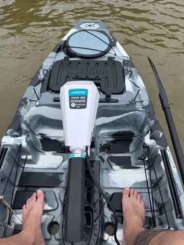 Caiaque Iron - pedal e motor - Foto 4