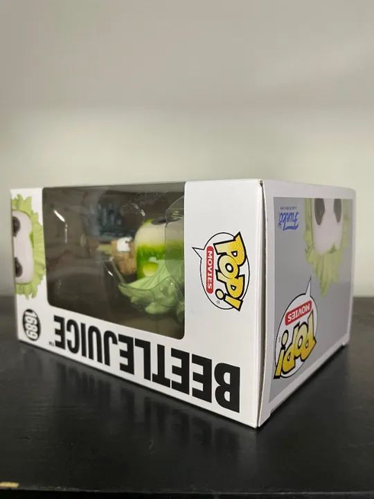 Funko Pop BeetleJuice versão Chase - Beetle Juice - #1689 - Foto 2