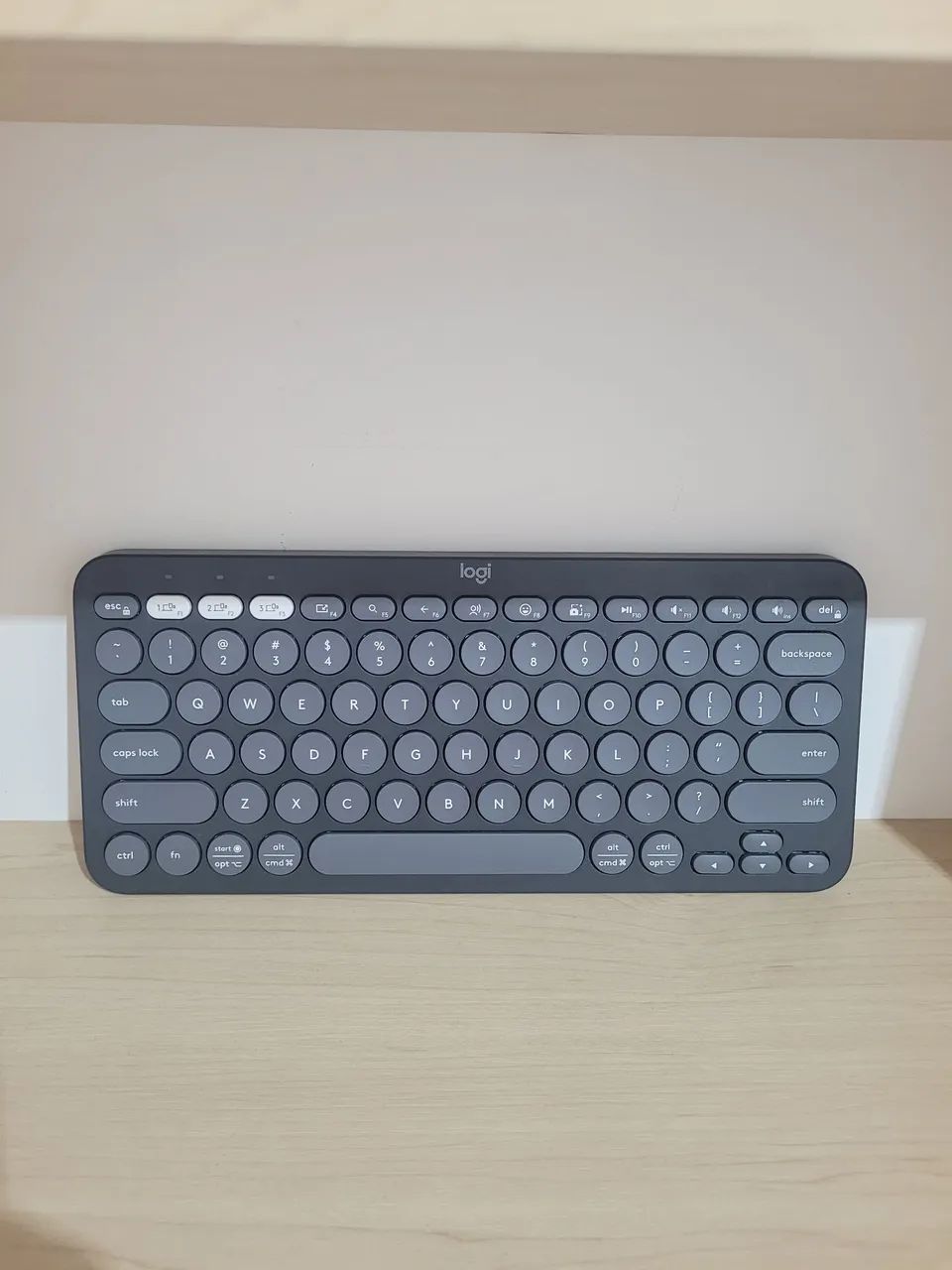 Logitech Pebble Keys 2 K380s Keyboard64529513494146121
