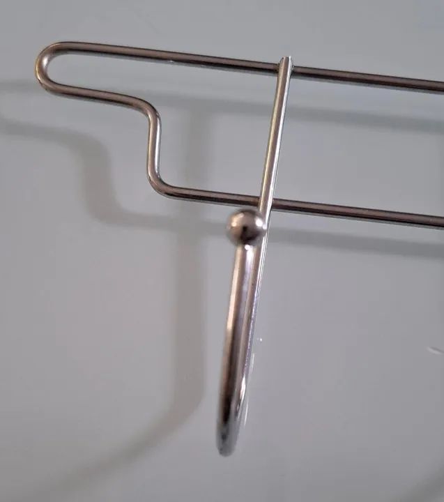 Suportes cabide internos para porta de armários. <br> - Foto 2