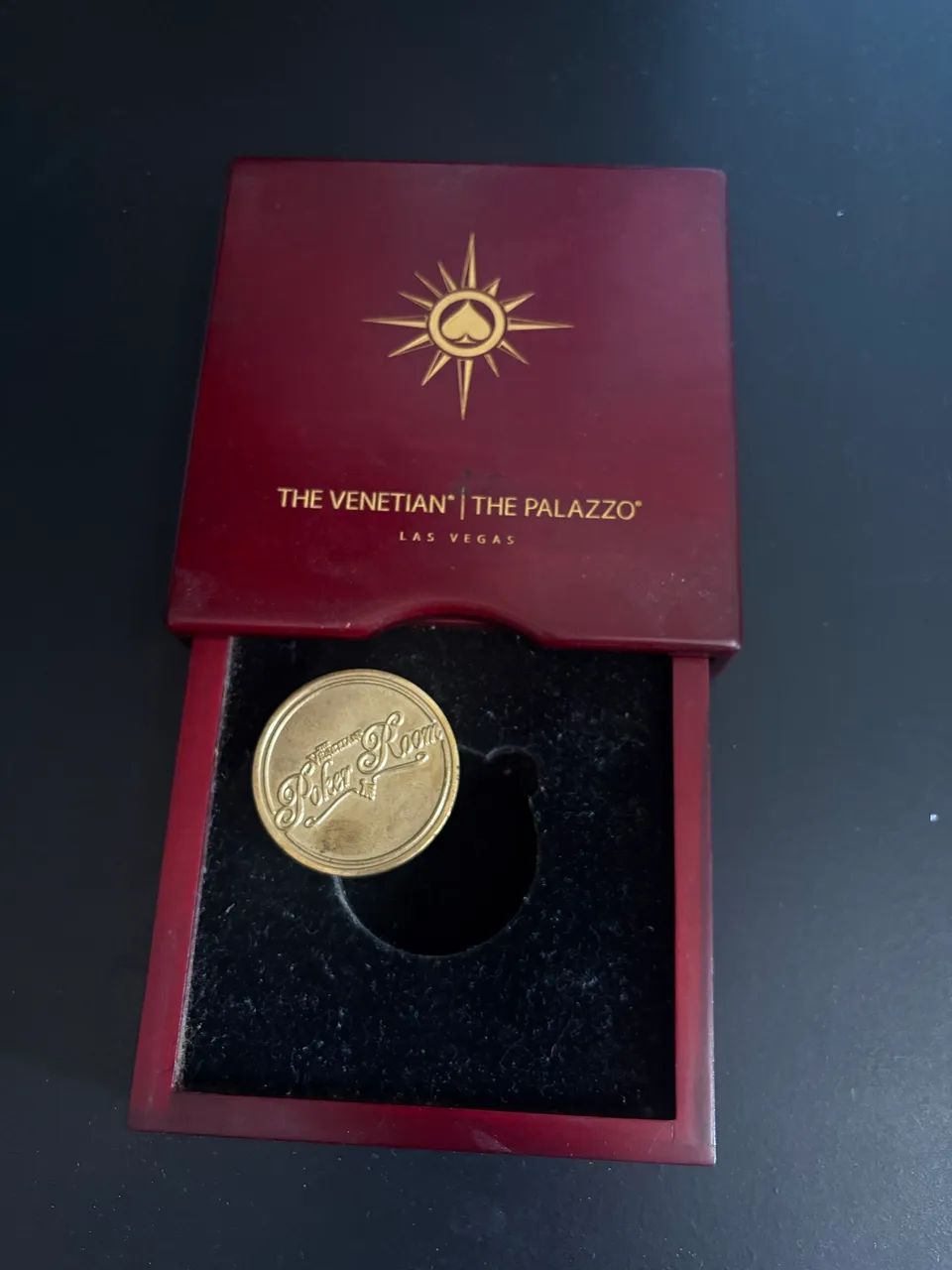 Moeda comemorativa Poker Room - colecionador. - Foto 2
