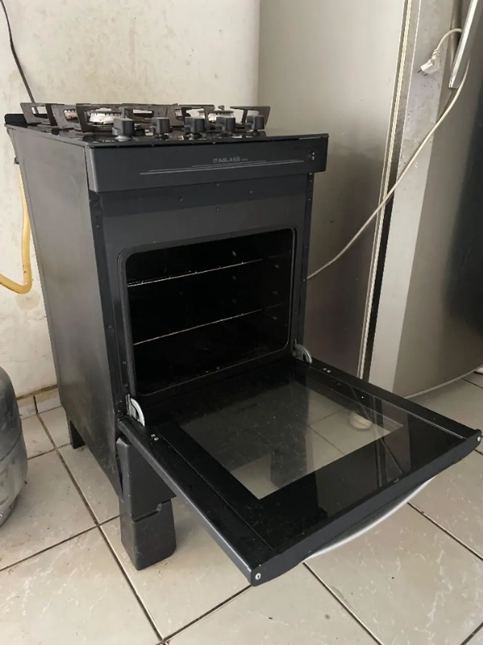 Fogão 4 Bocas Preto com Mesa de Vidro Temperado - Ótimo Estado - Foto 2