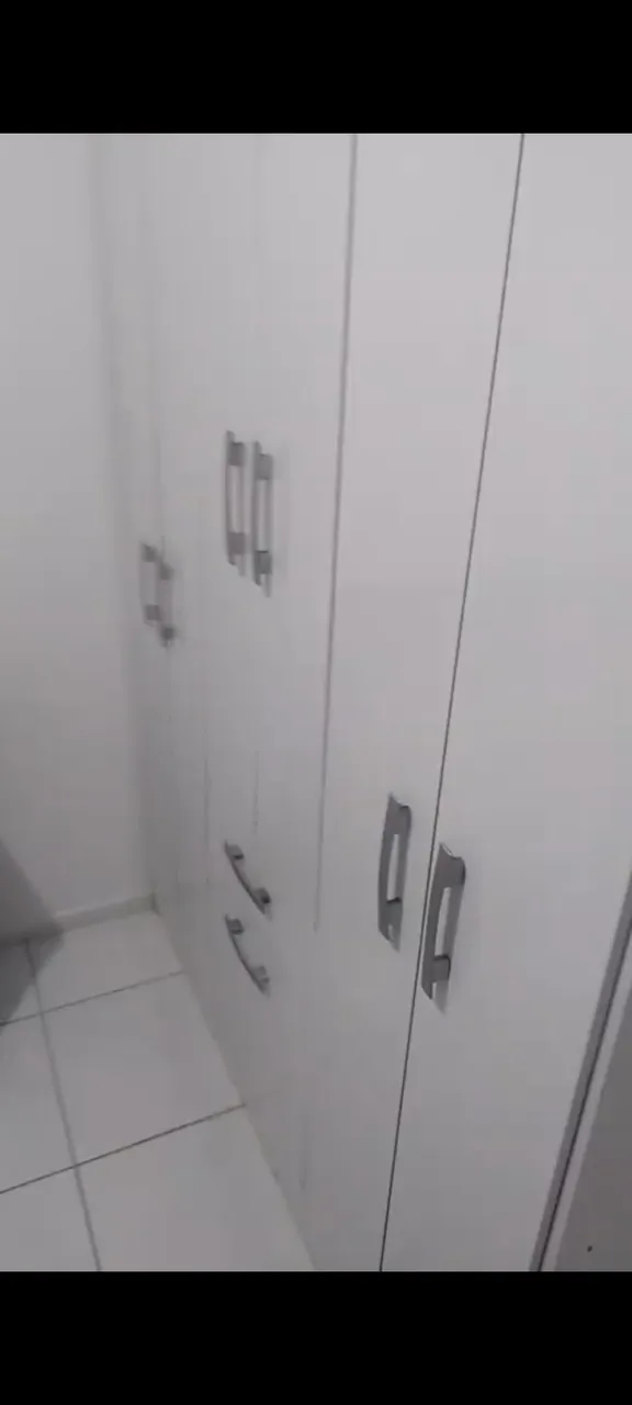 Guarda roupa pra vender logo