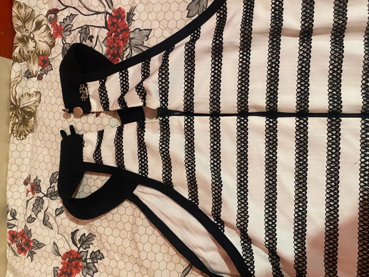 Vestido listrado preto e branco - Foto 2