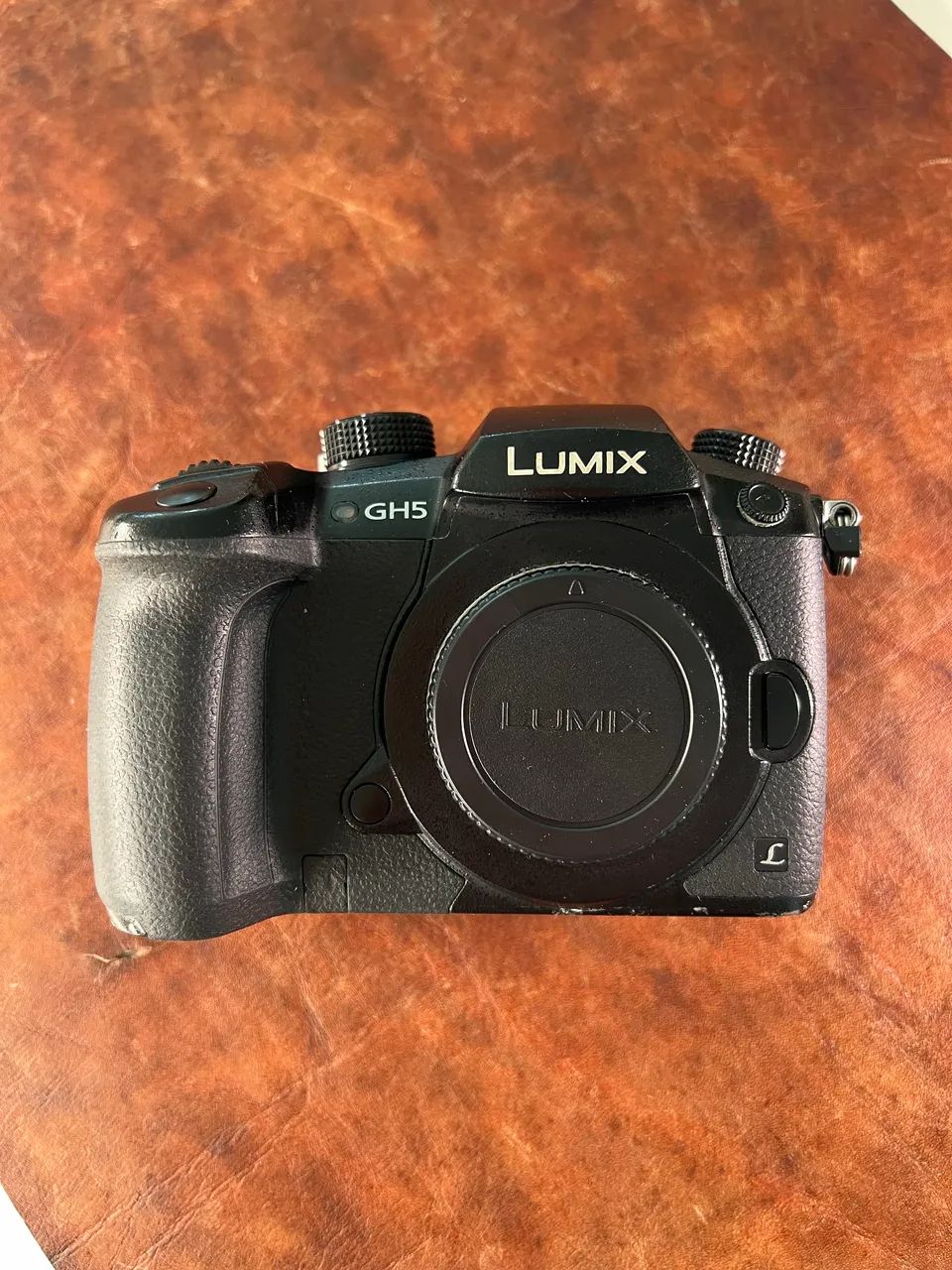 Câmera Panasonic Lumix GH5