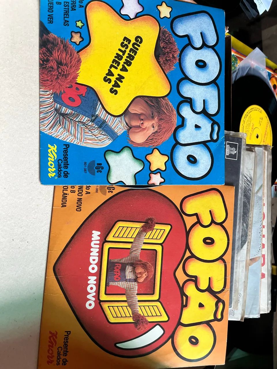 Dois compacto vinil fofão * guerra nas estrelas 