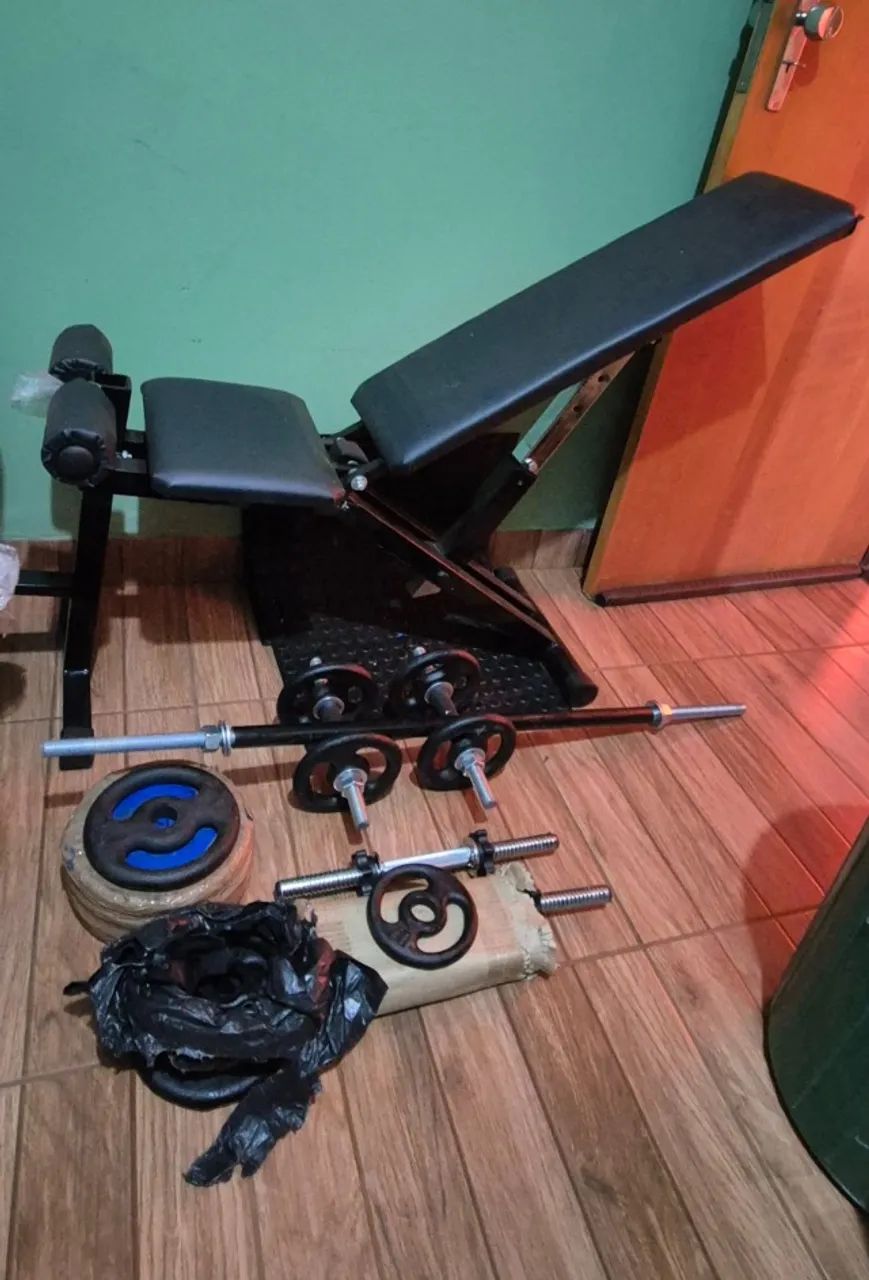 Kit Musculação: Anilhas + Banco inclinável/declinável + Barra + Halteres c/ rosca + brinde