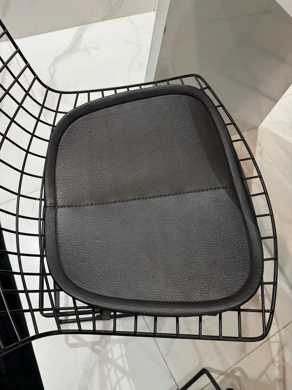 Cadeiras Alta com Almofada Bertoia (4 cadeiras) - Foto 4