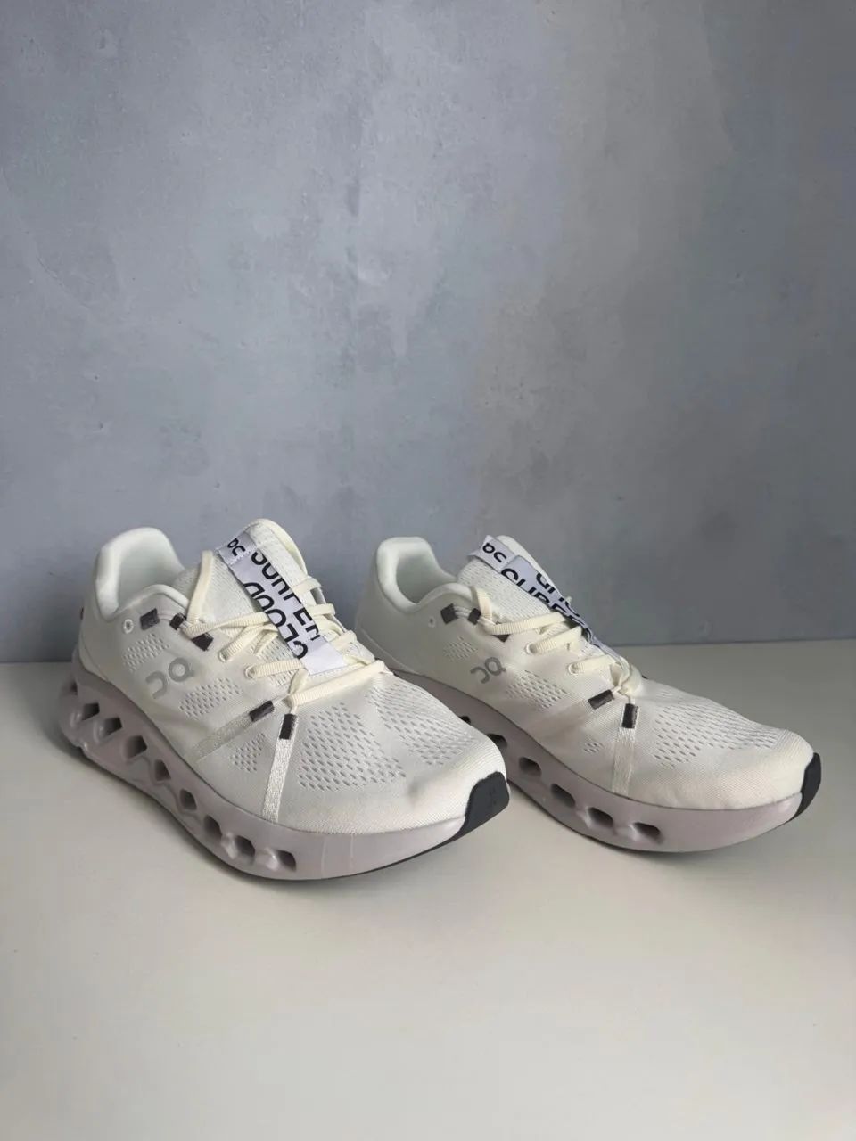 tênis on running - cloudsurfer 7 43 - Foto 3