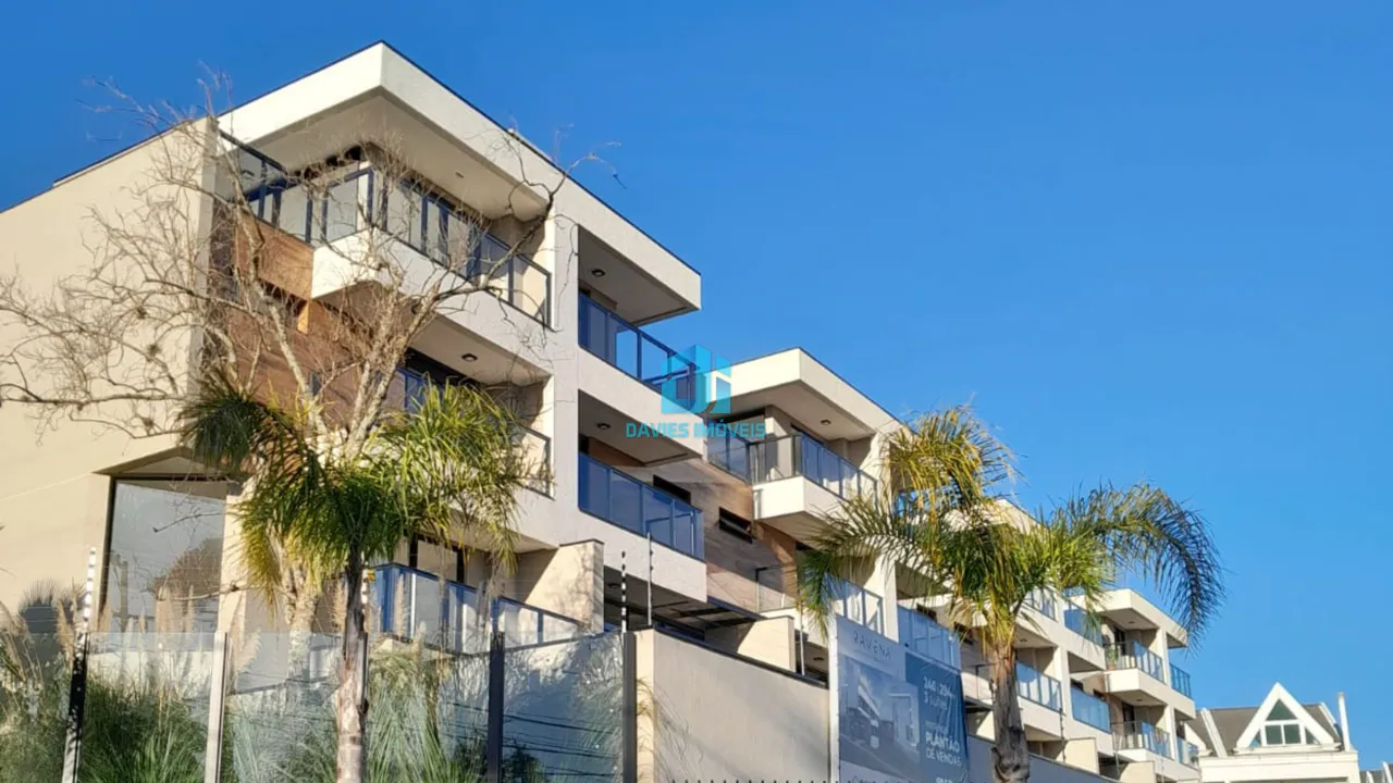 Sobrado à venda em Curitiba | 3 suítes | 240m² | no Santo Inácio