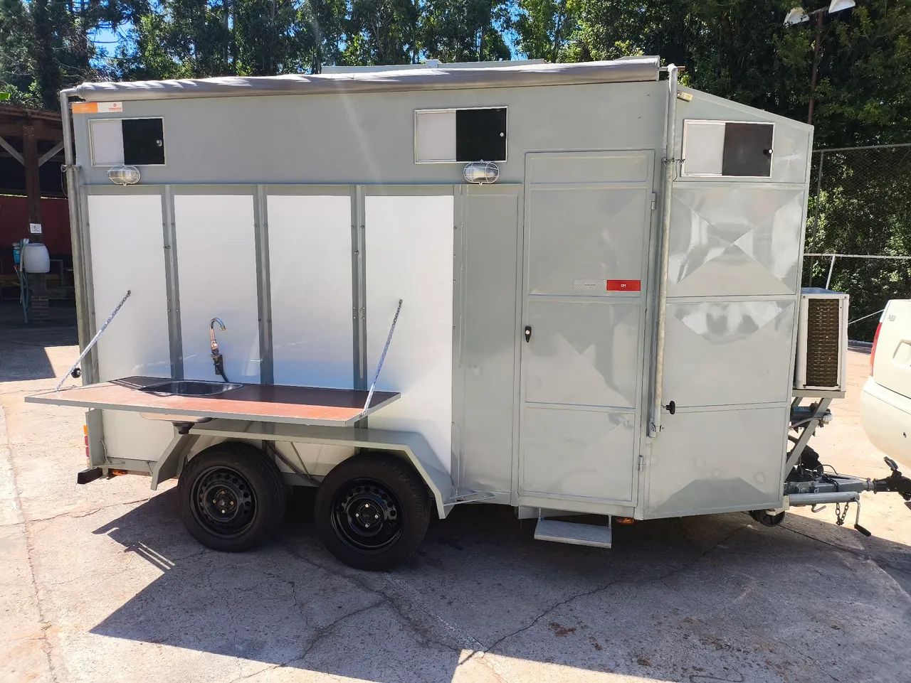 Reboque completo para rodeios - Foto 8