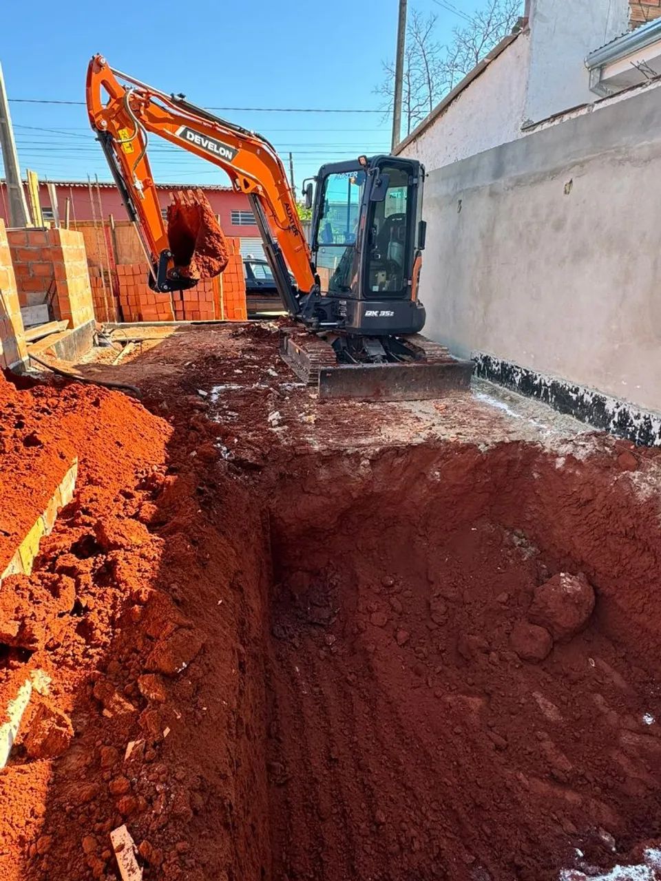 Mini escavadeira Doosan DX35Z 3.5 toneladas cabinada  - Foto 2