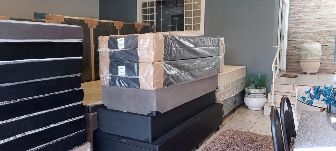 Box  solteiro 188 x 88 novo 