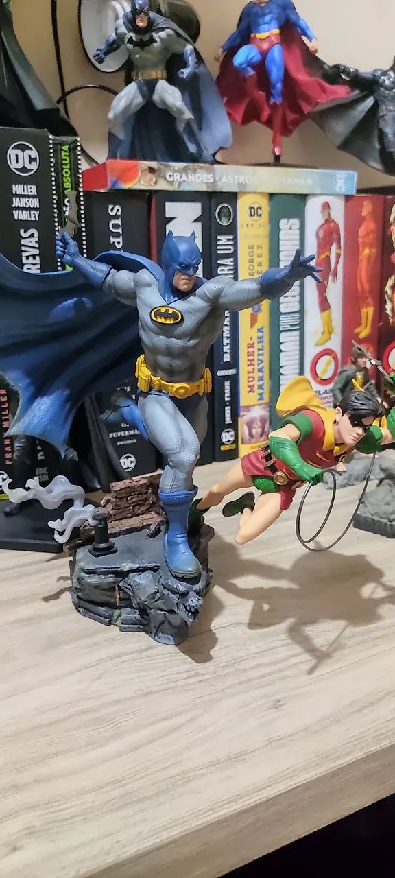 Batman e Robin Deluxe Art Scale 1/10 Série Comics - Iron Studios 
