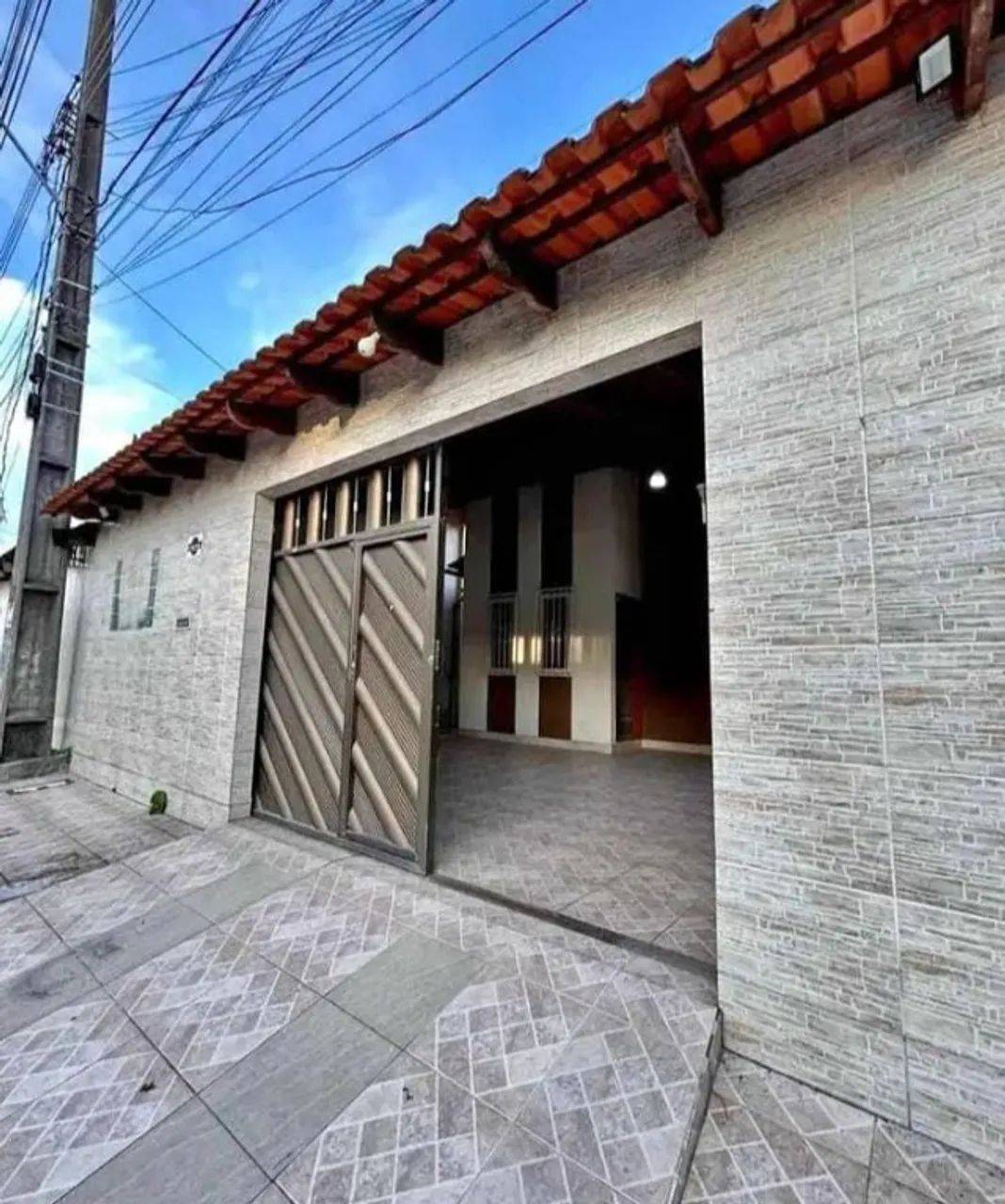 CASA NA CIDADE OPERÁRIA