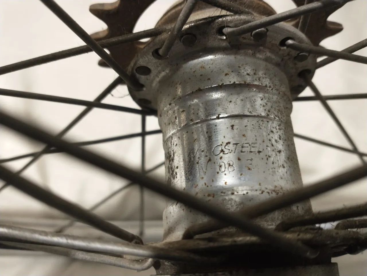 Roda de bicicleta aro 20 Cubo Velosteel República Tcheca. - Foto 4
