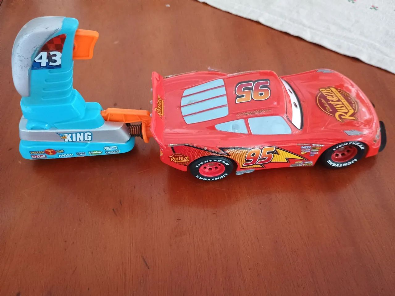 Carrinho de brinquedo Lightning McQueen - Foto 5
