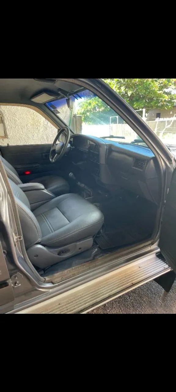 Hilux 99. Toda revisada só pegar e andar  - Foto 3