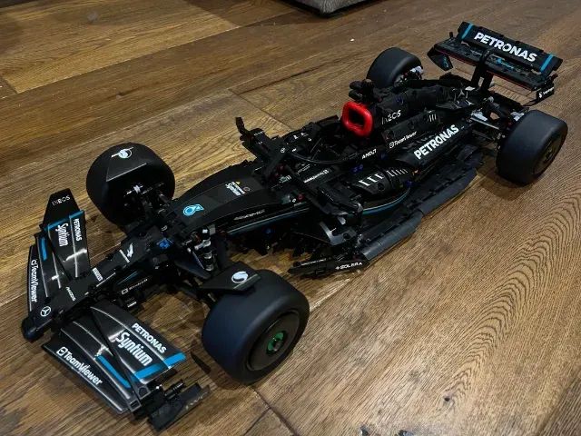 Replica Lego Technic Mercedes Fórmula 1 Bloco de montar 1642 peças