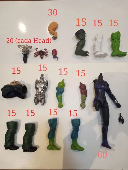 Bonecos Marvel - Vários Acessórios