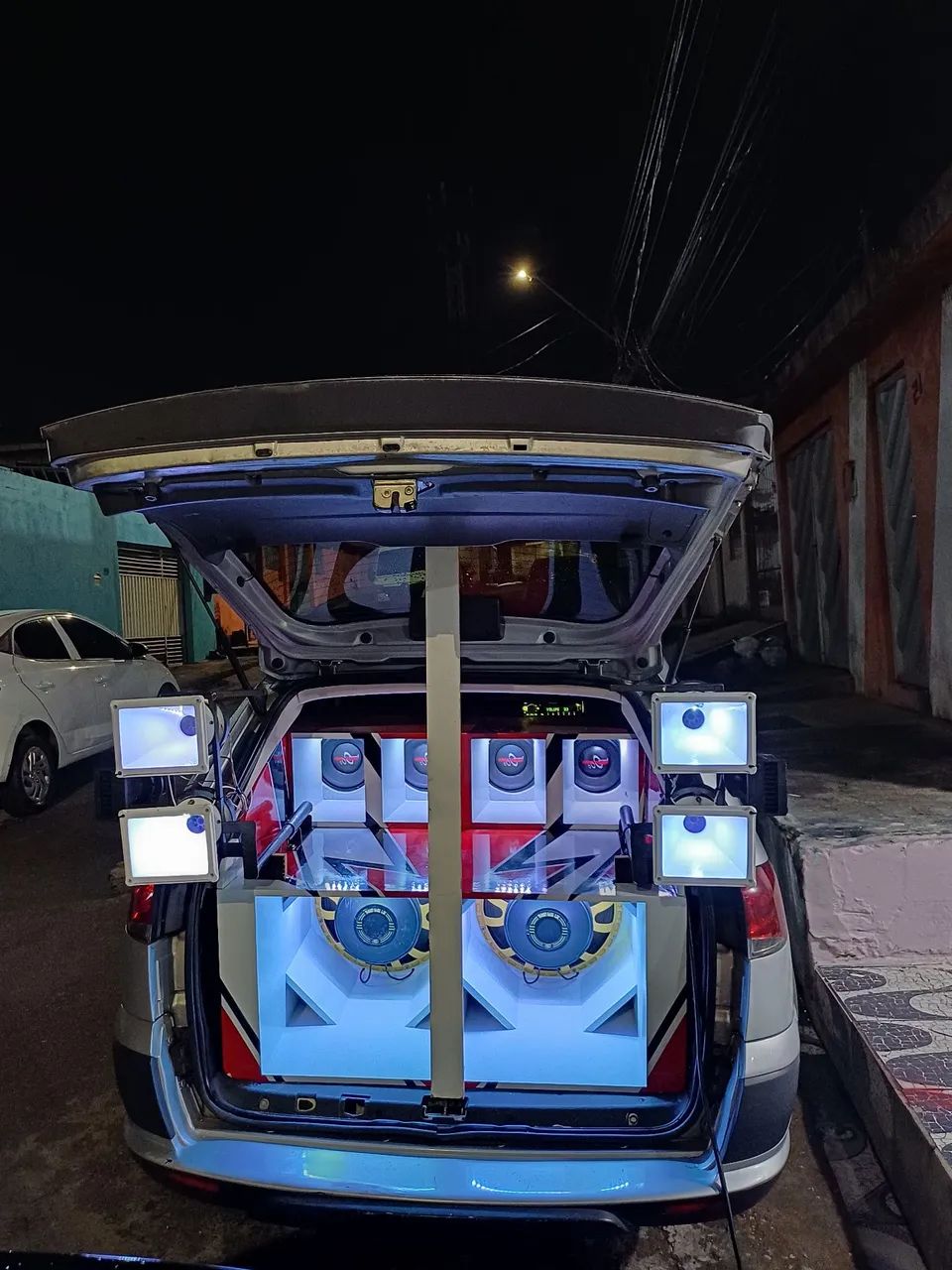 Som automotivo completo para carro