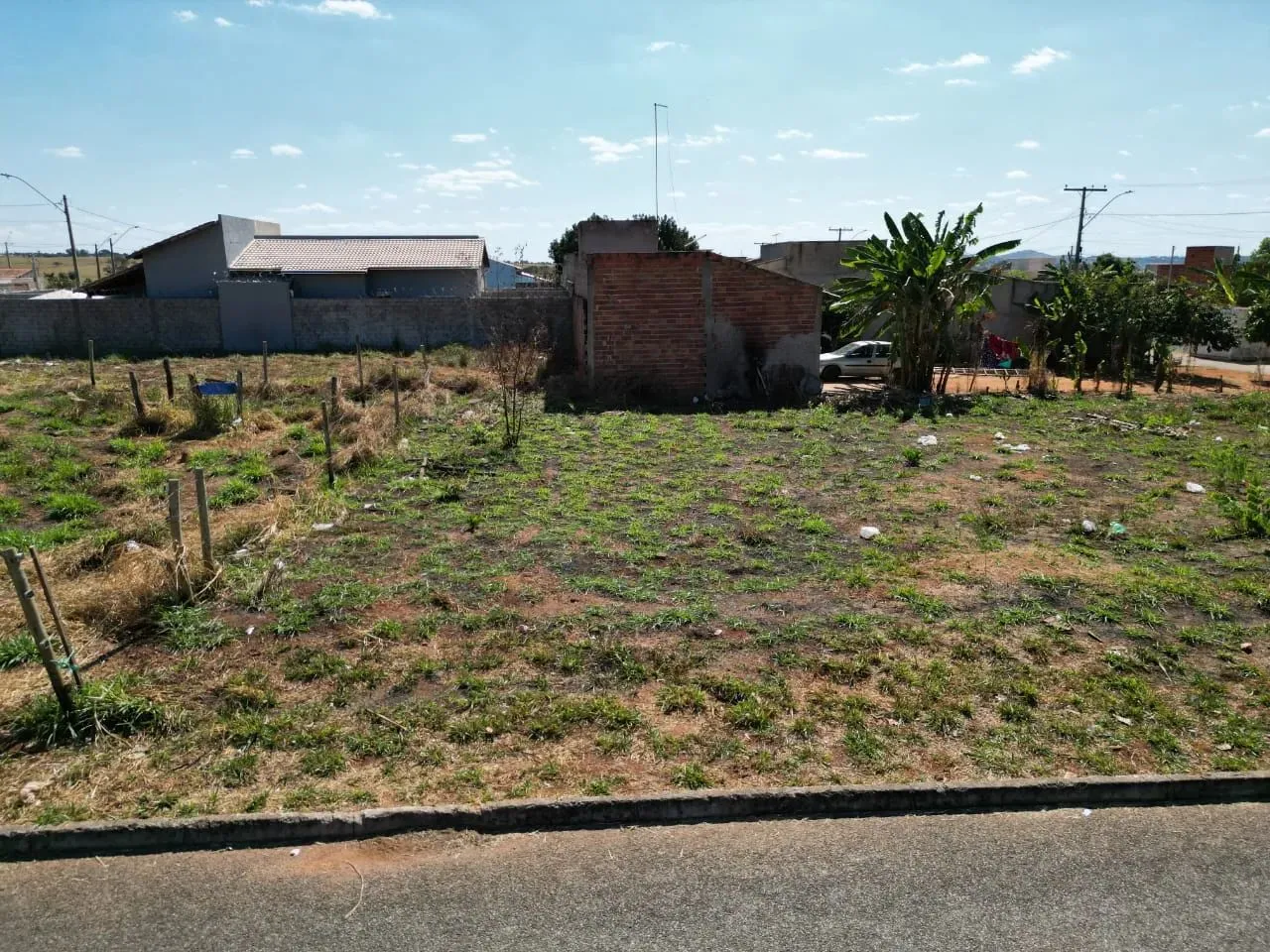 Lote 250,08m² (Asfalto e Agua) Residencial Buena Vista IV