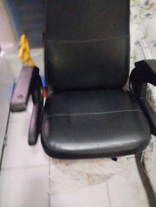 Cadeira podologia Preta - Foto 4