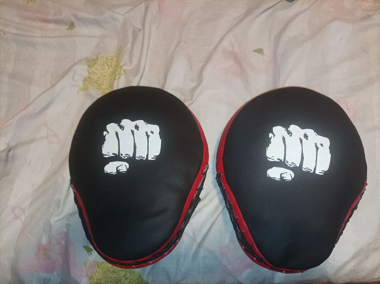 Par de Pads de Boxe - Treinamento de Punhos