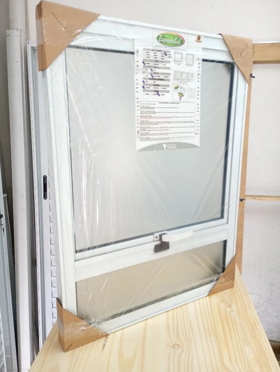 Janela Max ar  Aluminio Branco