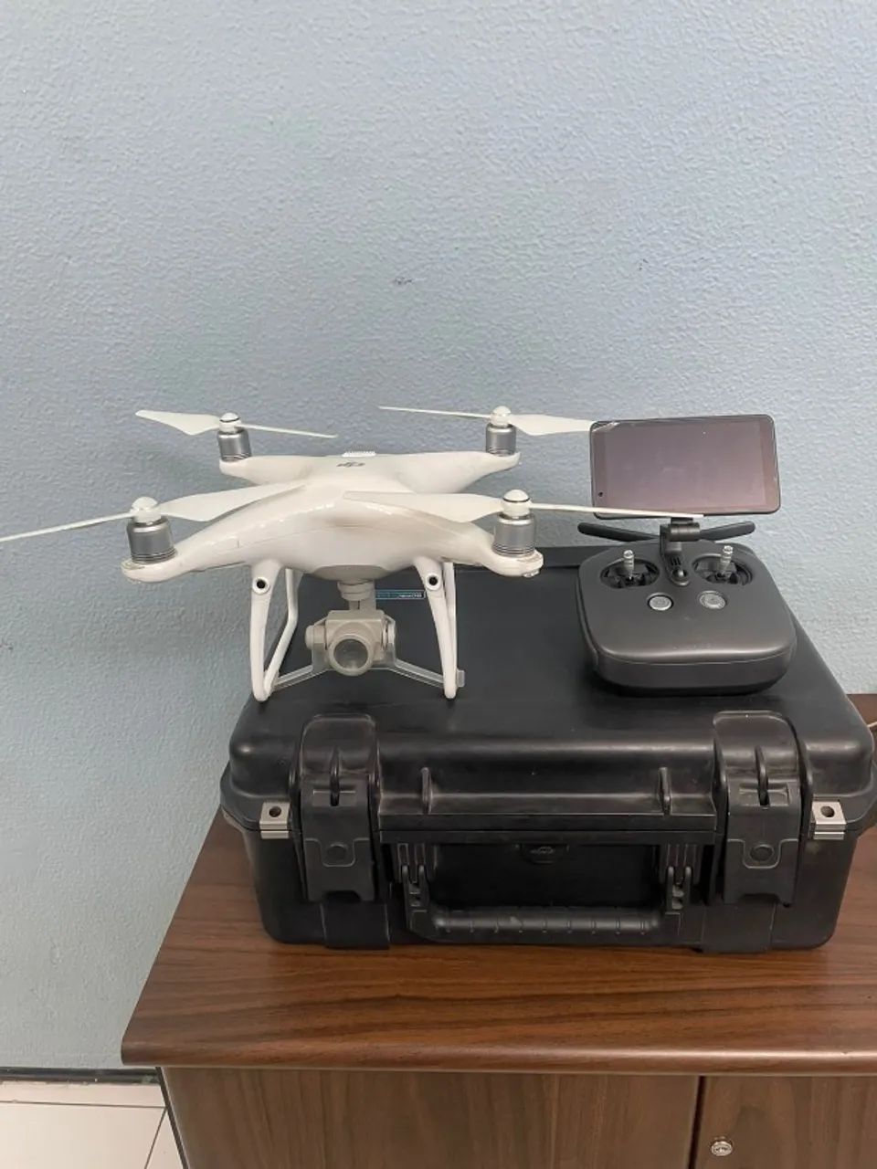 DJI Phantom 4 Pro Plus + Maleta Rígida + 1 Bateria - Drones