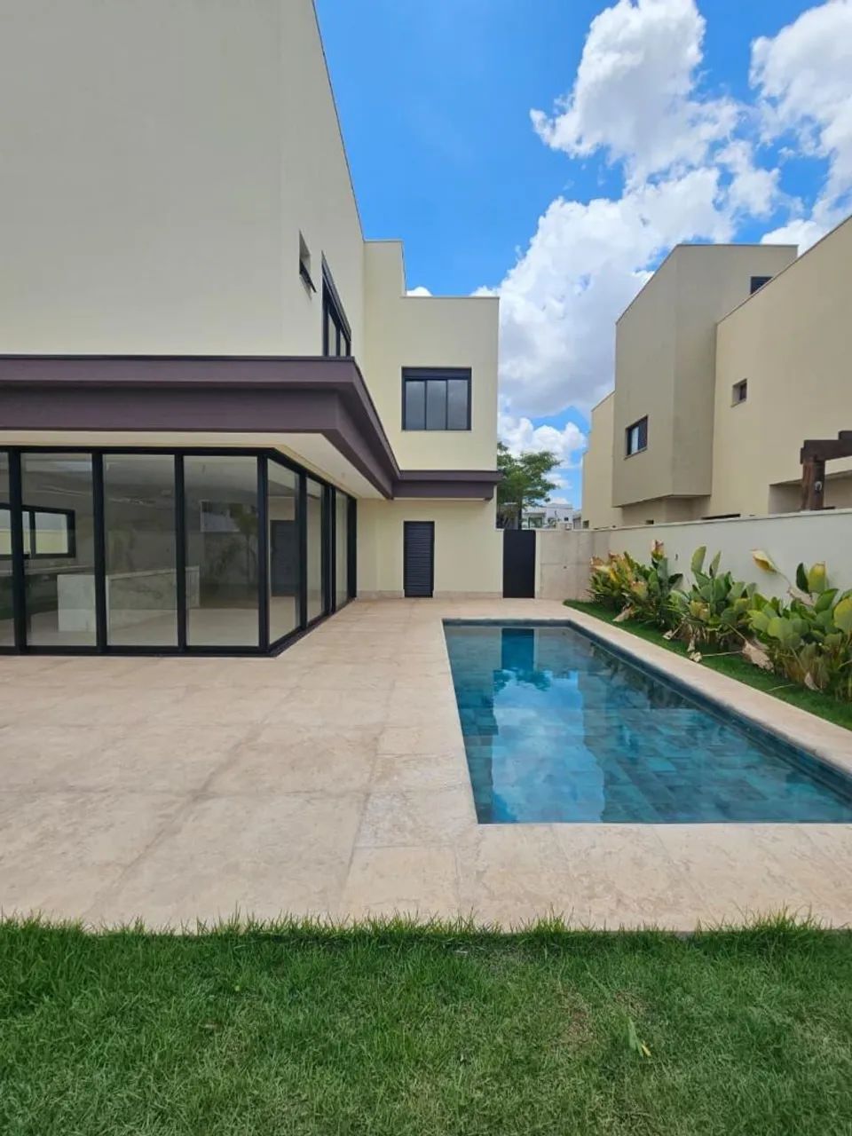 Sobrado condominio florais italia 5suites - Foto 2