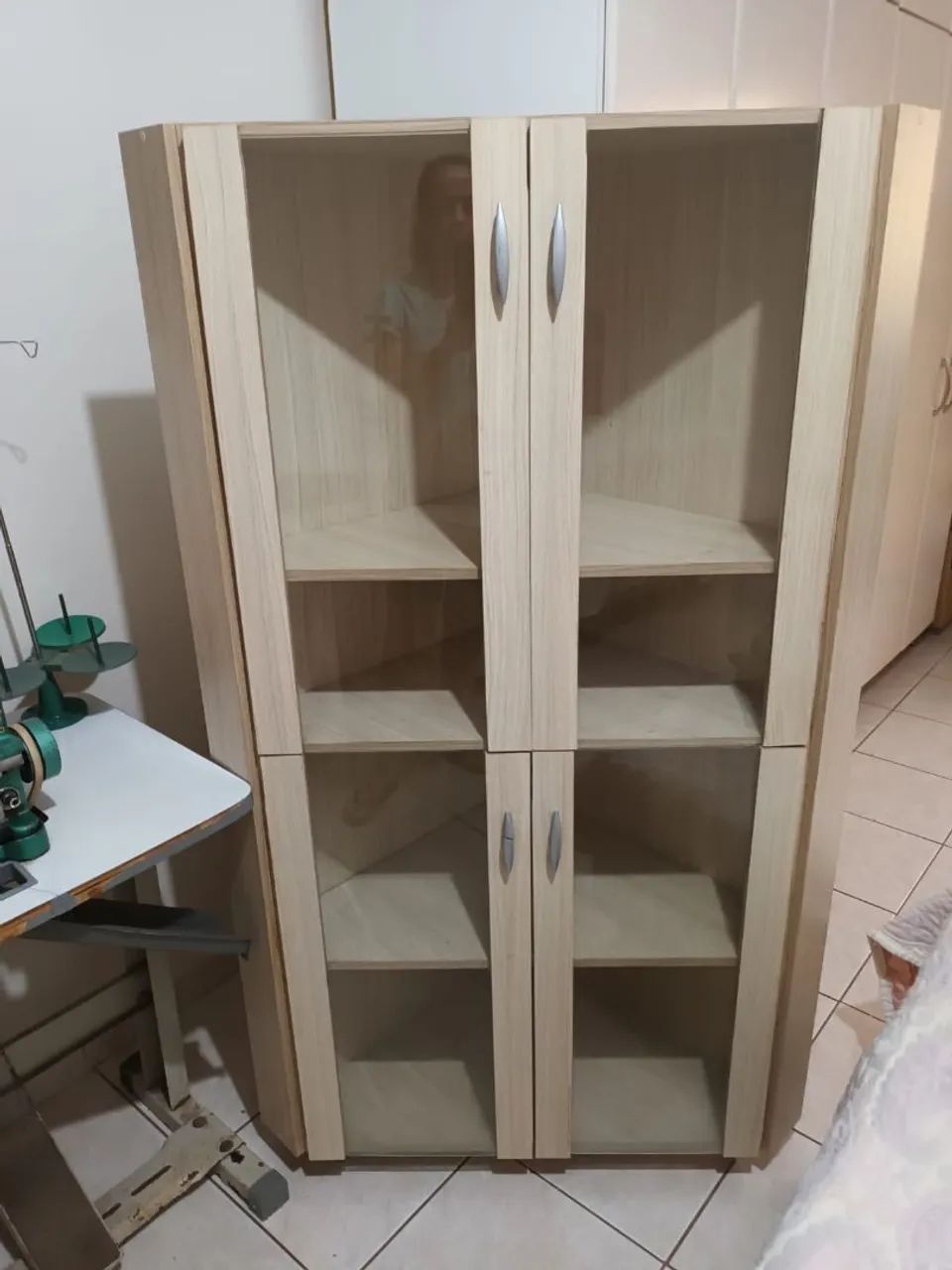 Cristaleira de Canto em MDF - Foto 2