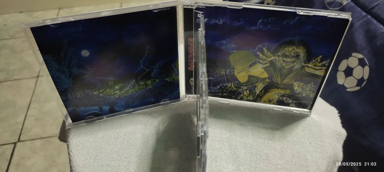 Iron Maiden - Live After Death (CD duplo) Parlophone original de época  - Foto 4