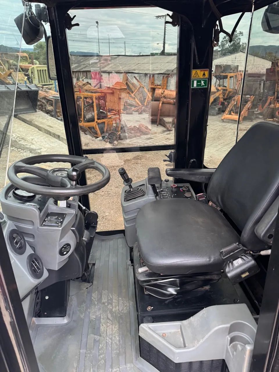 Rolo compactador Caterpillar cp533-E - Foto 6