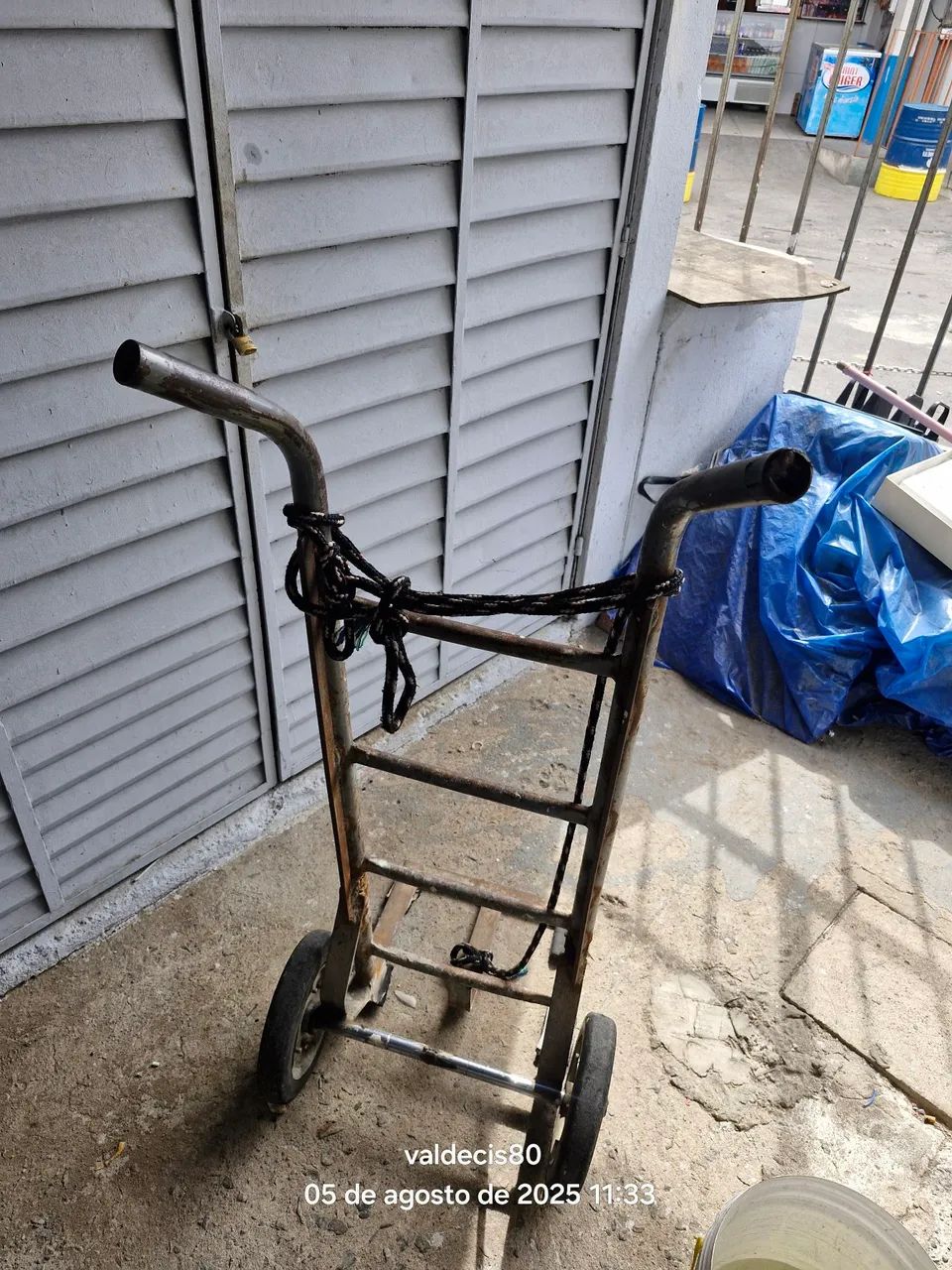 Carrinho de armazém  - Foto 3