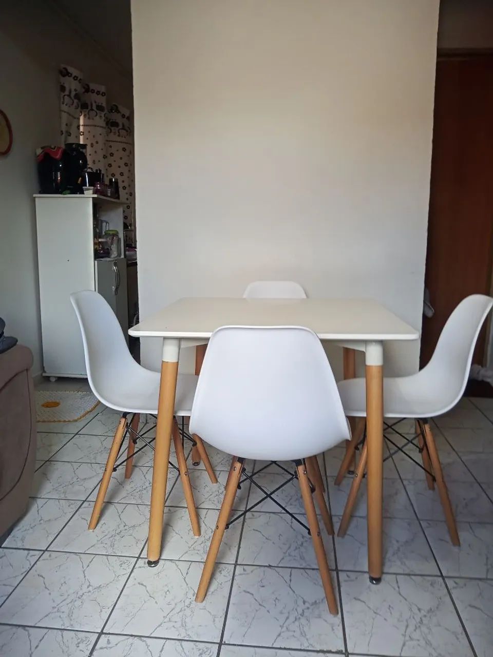 Mesa de Jantar Branca 4 Cadeiras - Foto 3