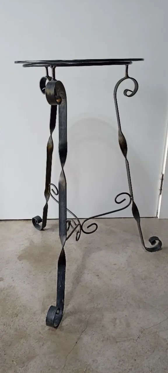 Mesa de canto com tampo de vidro - Foto 3