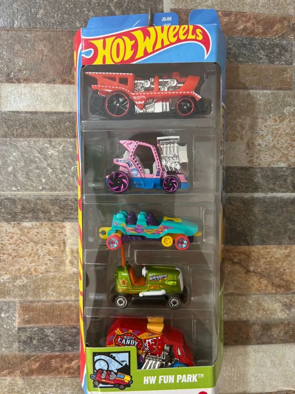 Pack 5 carrinhos HOTWHEElS  (NOVOS) - Foto 5
