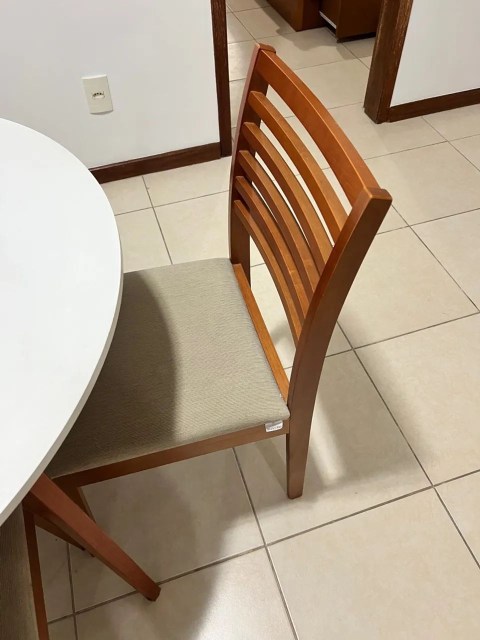 Conjunto de Cadeiras para Jantar - Madeira Maciça - Foto 2