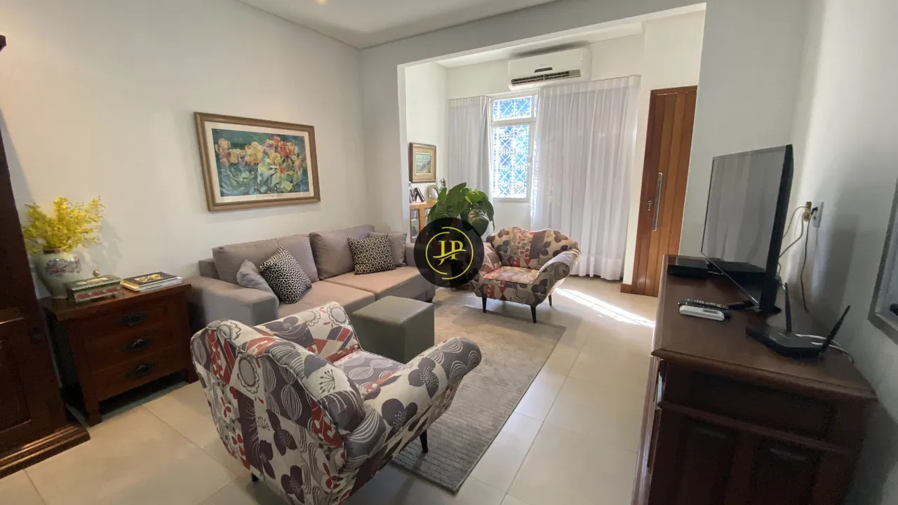 CASA RESIDENCIAL DE 03 QUARTOS/SUÍTE COM ÓTIMA LOCALIZAÇÃO EM MARUÍPE