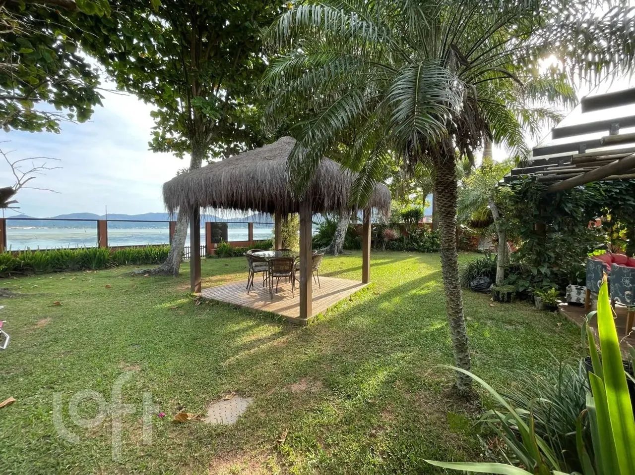 Casa à venda em Barra da Lagoa com 360 m², 4 quartos, 2 suítes, 2 vagas - Foto 4