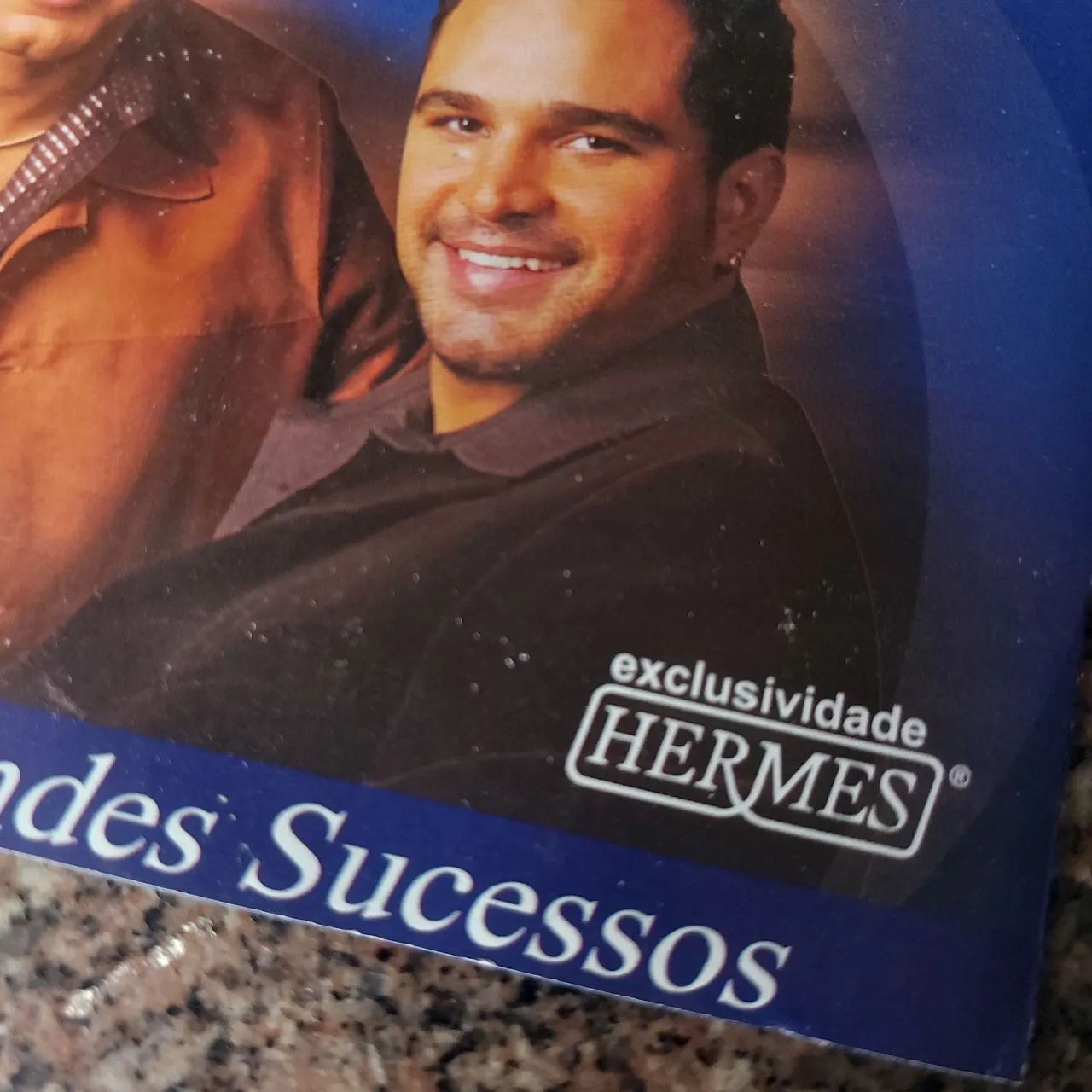 CD Zezé Di Camargo & Luciano - Grandes Sucessos, Exclusivo revista Hermes - Foto 4