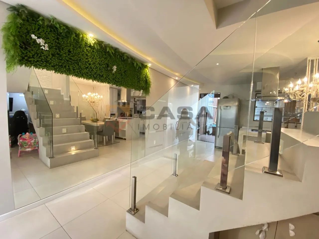 Linda Casa Duplex 3 Quartos com Suíte e Closet à Venda em Colina de Laranjeiras