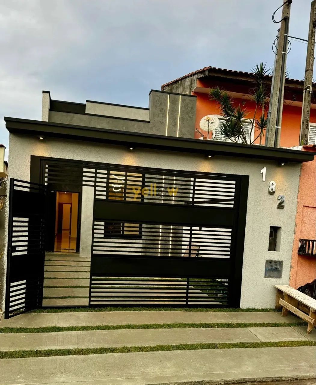 Casa à Venda em Jardim Aeroporto I - Mogi das Cruzes