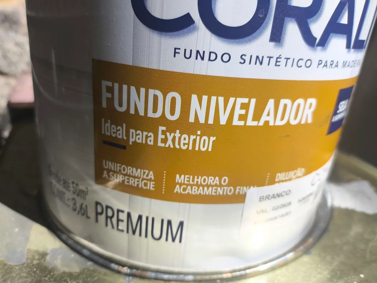 Fundo Nivelador Coralit 3,6L - Novo - fundo selador/nivelador madeira - Foto 2