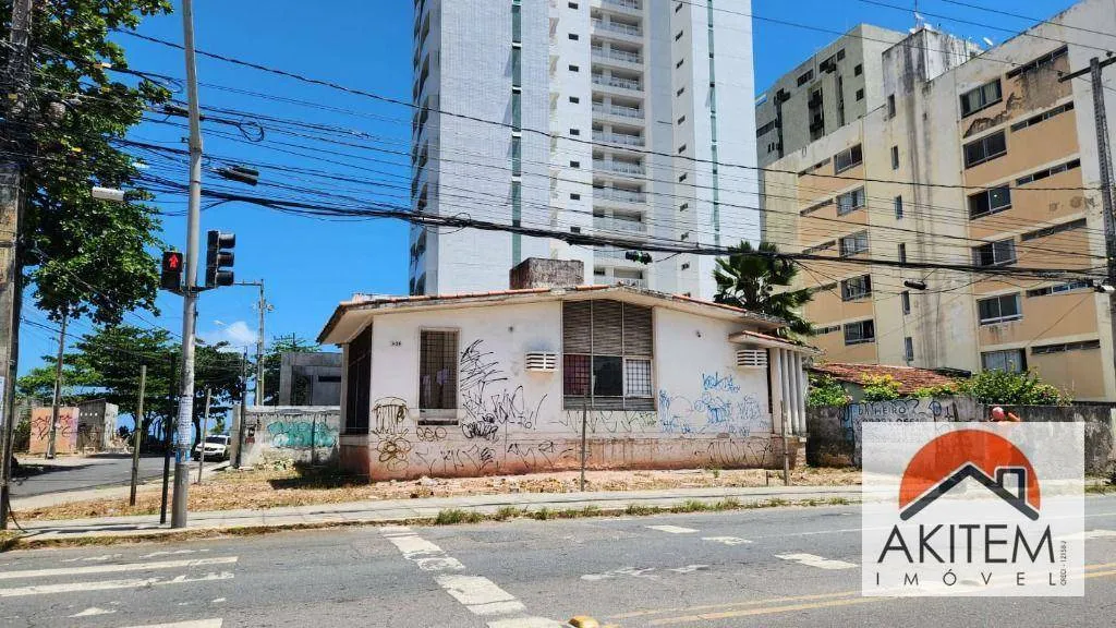 Vendo Casa na Av. Jose Augusto Moreira