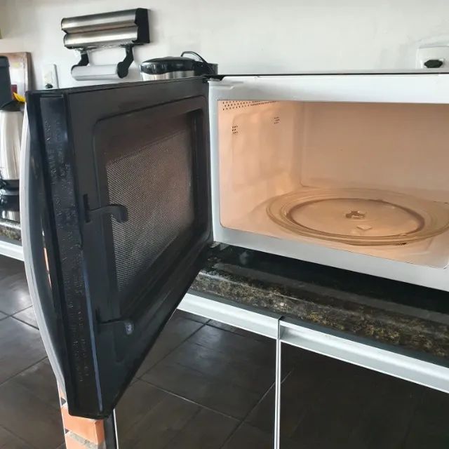 Microondas Brastemp 30 Litros - Foto 2
